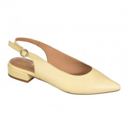 Pointed toe yellow...